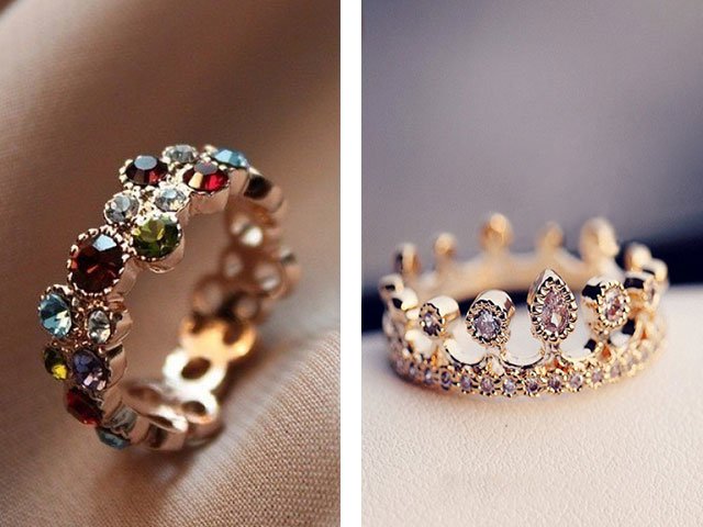 What to give a wife on her wedding anniversary?