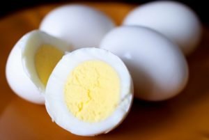 Salad with squid and egg