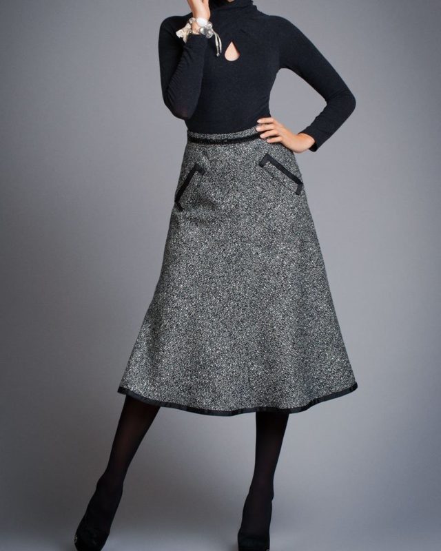 Midi skirt combined with golf Midi skirt and golf
