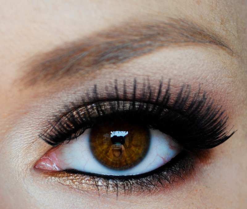 Mascara and eyeliner application Mascara and eyeliner application