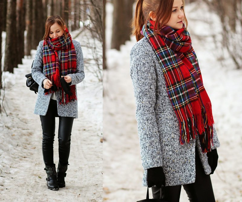 Bright winter look in stole
