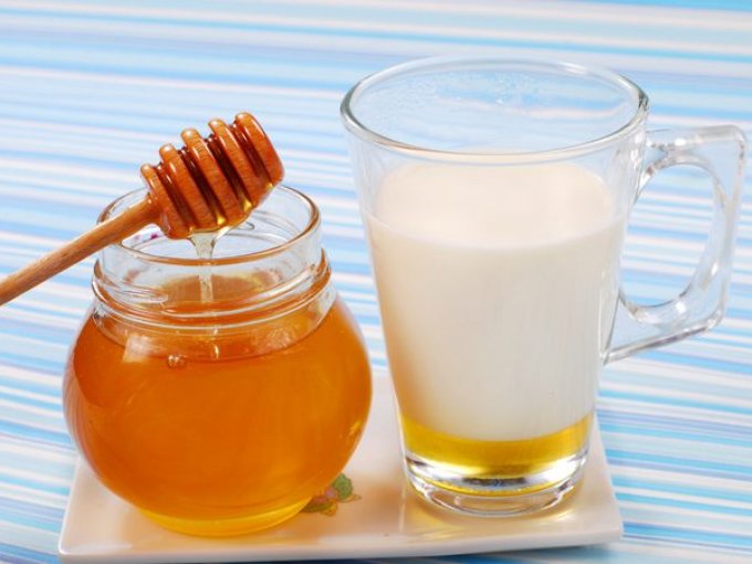 Kefir with honey