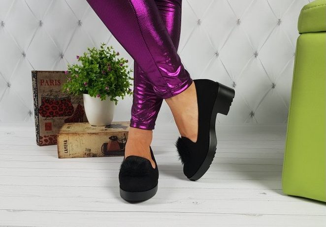 Loafers with leggings