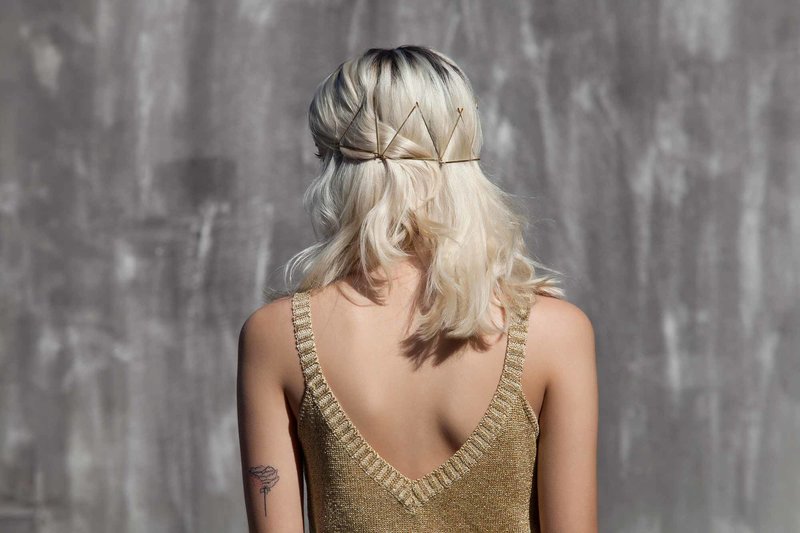 Unusual decoration with geometry