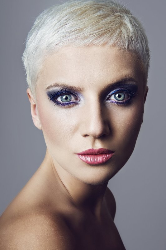 Ultra-short pixie girl