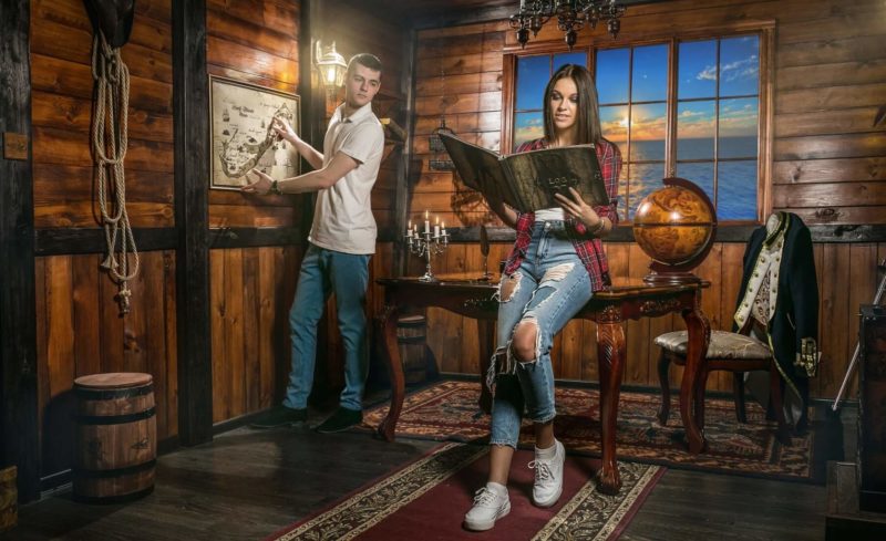 Quest game for two Romantic quest