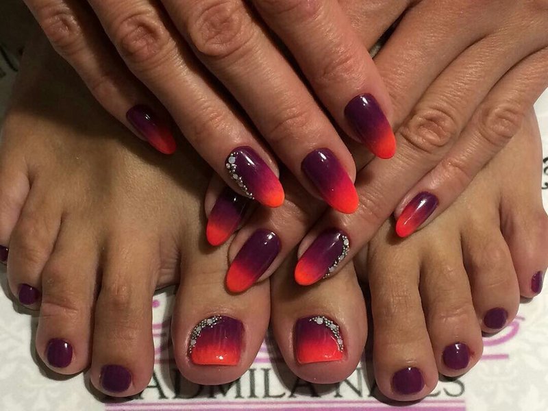 Saturated gradient with rhinestones. Ombre from Purple to Red