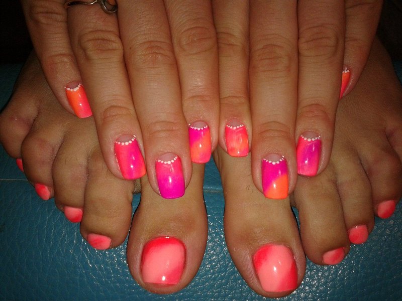 Hot pink gradient Pink gradient