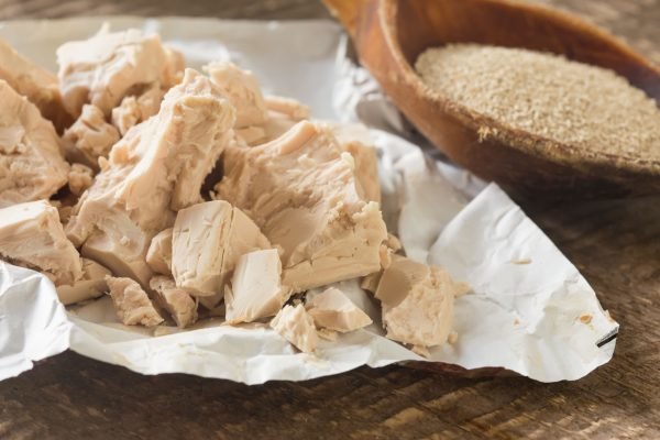 Live yeast Live yeast