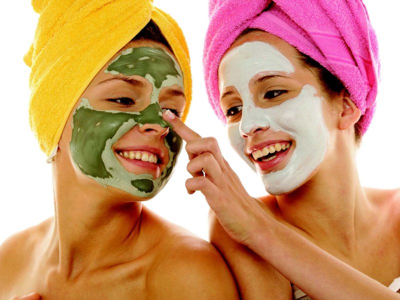 Facial masks for oily skin
