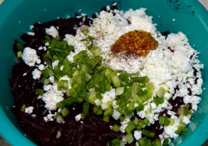 Beetroot salad with cottage cheese
