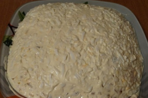 Creole salad with pineapple and chicken