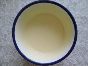 Pie with cottage cheese and currants