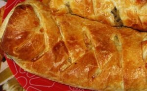 Puff pastry with mushrooms and potatoes