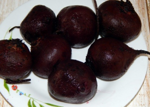 Beetroot salad with cottage cheese