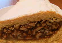 Walnut cake