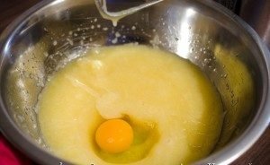 Apple pie with poppy seeds