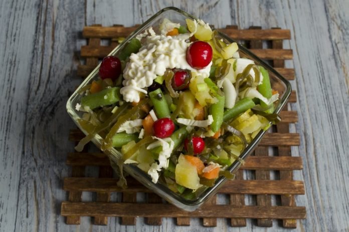 Salat-iz-morskoi-kapusty-_01