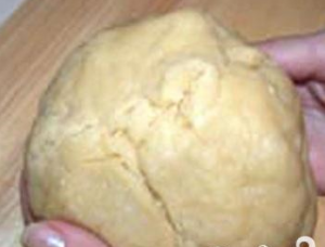 Pie with meat and apples