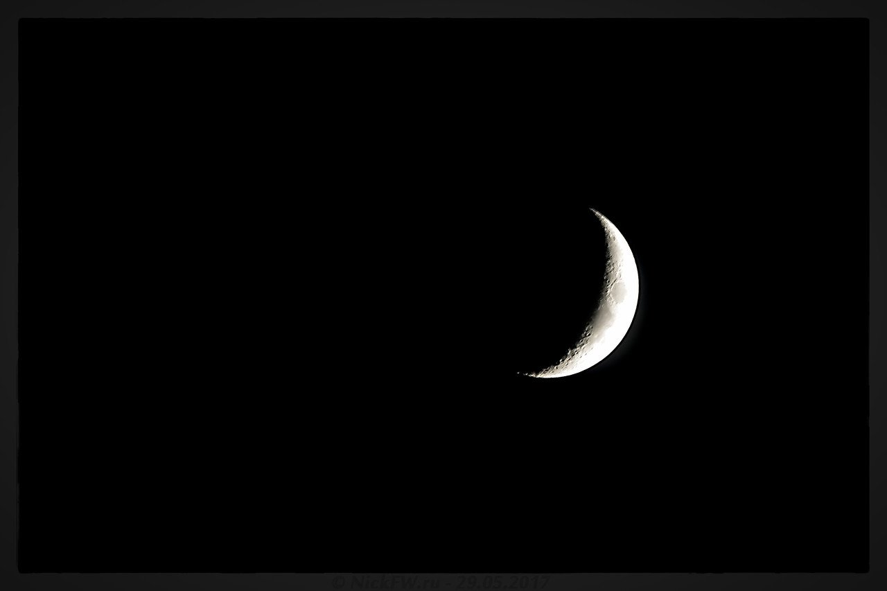 How to read a plot on the beauty and attractiveness of the full moon?