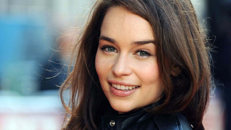 A plot to please men