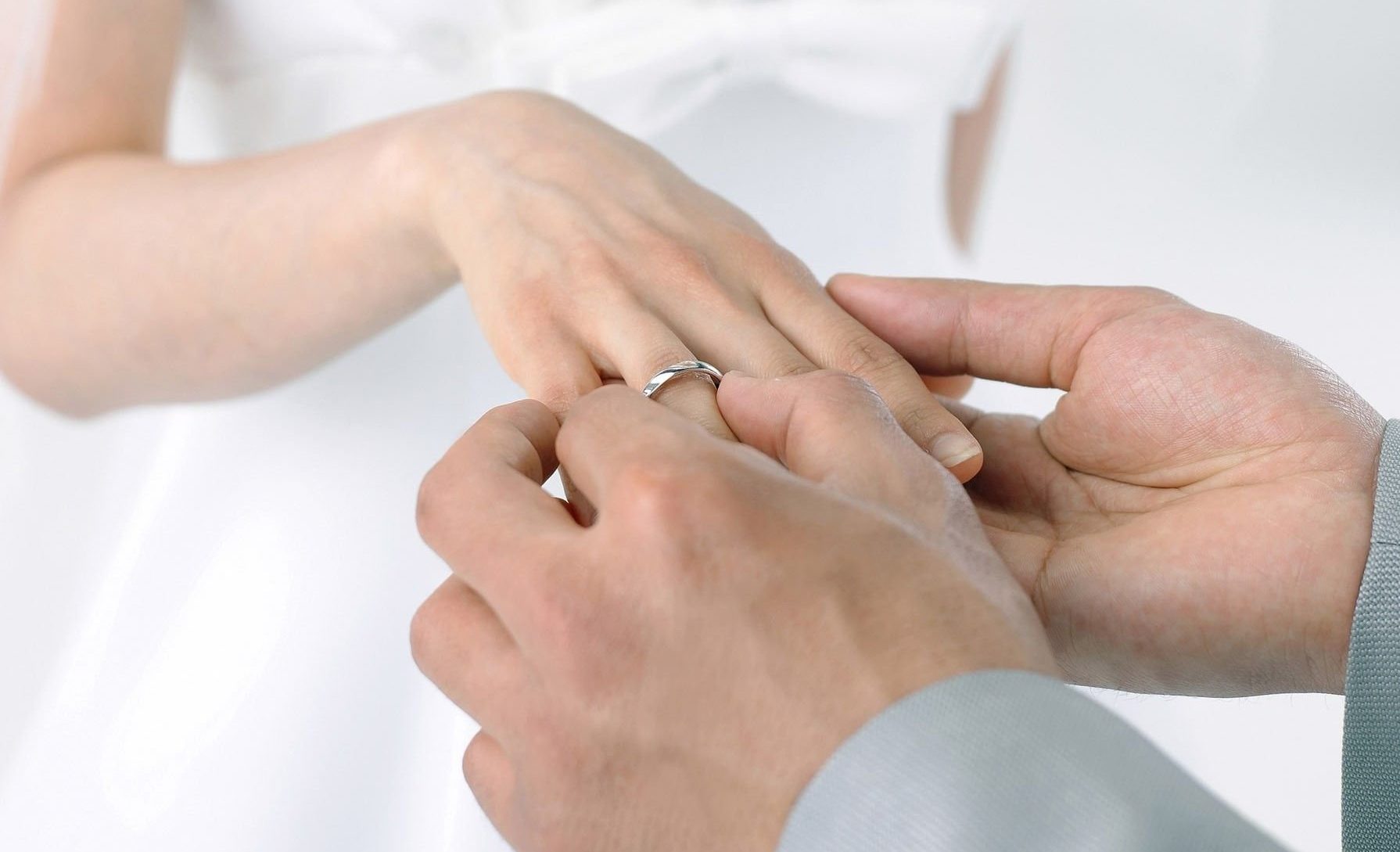 Wedding ring on a woman's hand