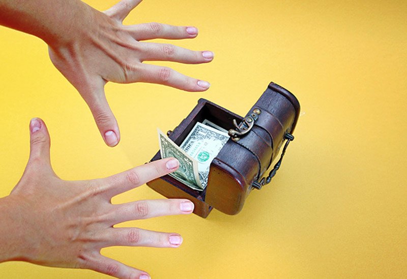 Conspiracies and rituals for the new moon for money