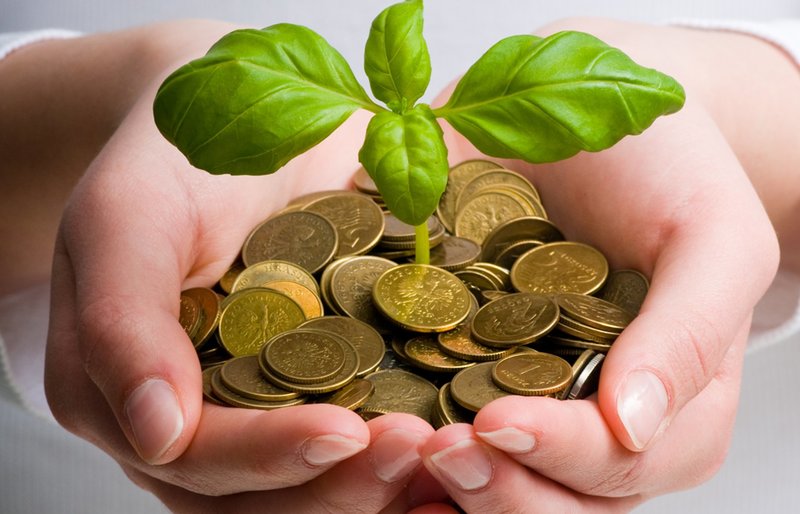 Conspiracies and rituals for the new moon for money