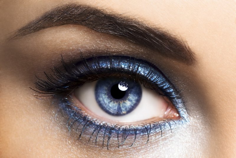 Evening makeup for brunettes with blue eyes Evening makeup for brunettes with blue eyes