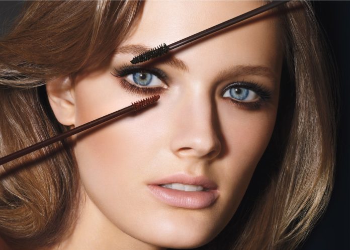 Makeup for blue eyes