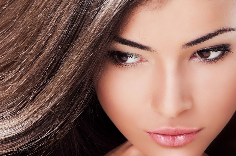 Makeup for brunettes