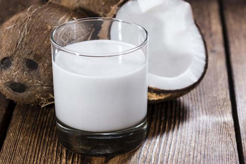 Coconut Milk Against Hair Loss
