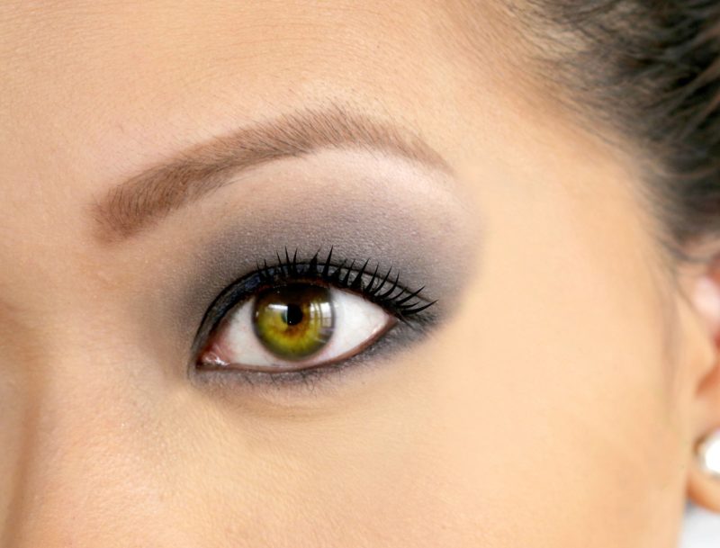 Smokey ice for green eyes and impending century Smokey ice for green eyes and impending century