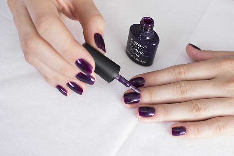 Application of color gel polish Application of color gel polish