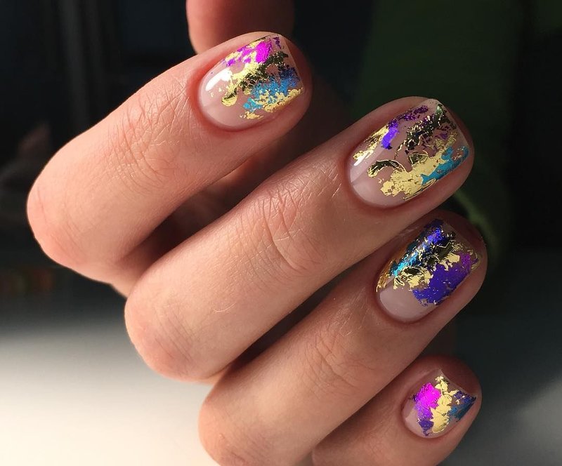 Gel polish with foil Gel polish with foil