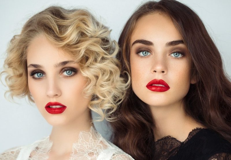 Smoky Ice with Rich Red Lipstick Smoky Ice with Rich Red Lipstick