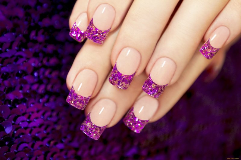 Sequined french manicure Sequined french manicure