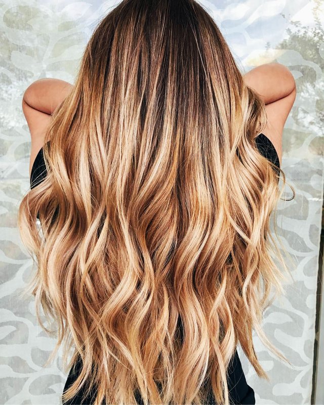 Highlighting blond hair