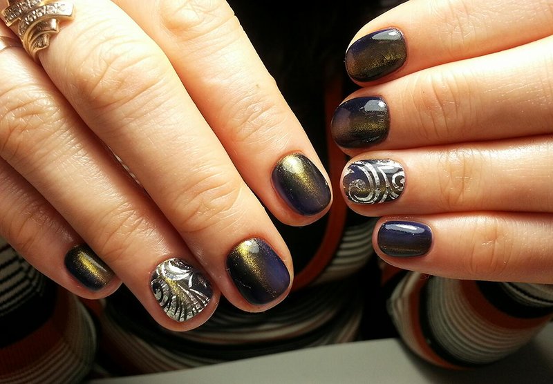 Colored cat's eye with foil Cat's eye