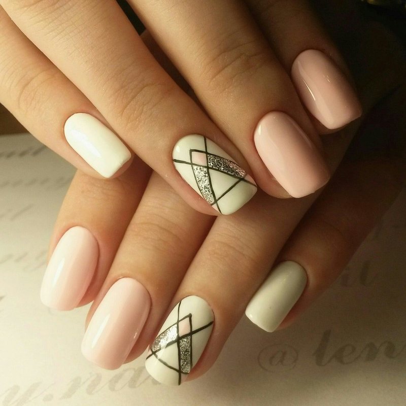 Geometric manicure in palette shades. Geometric manicure in palette shades.