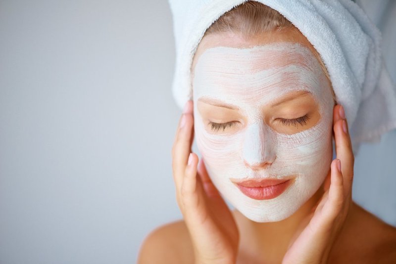 Moisturizing face mask Mask for the face