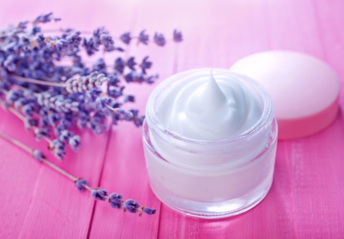 Face cream with retinol Face cream with retinol