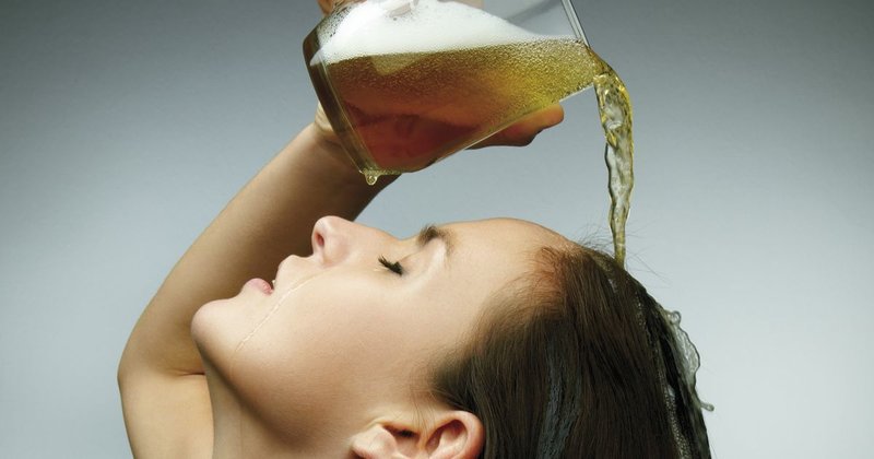 Mask with beer for hair growth