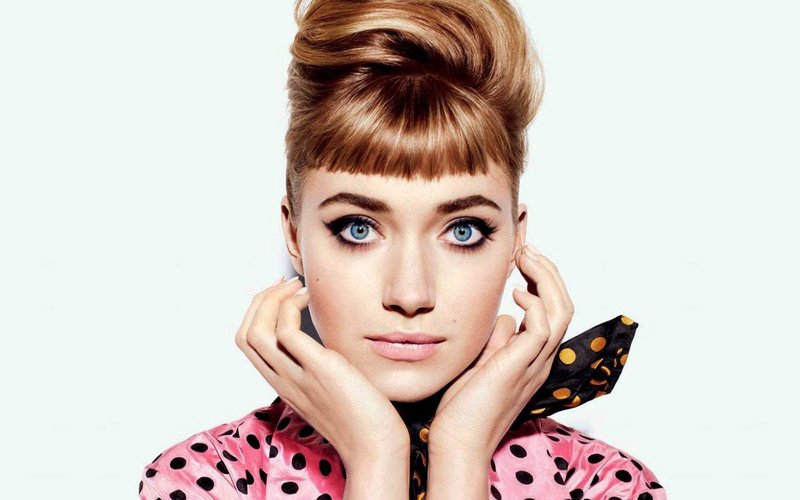 Girl with a short, straight bang