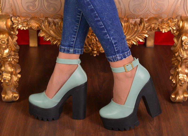 Tractor shoes Tractor shoes