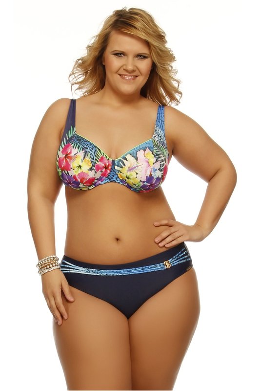 Swimsuit with low panties Swimsuit with low panties