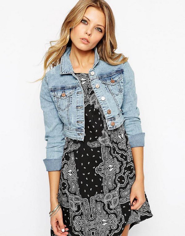 Fashionable cropped women jacket