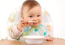 How to teach your baby to eat independently: 4 simple steps + ideas for homemade puree